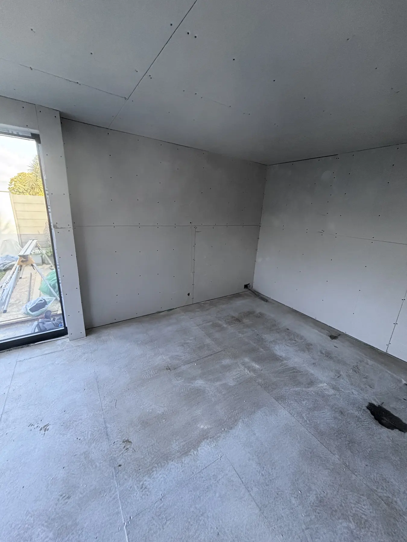 Arden & Oak garden room build — Walls boarded